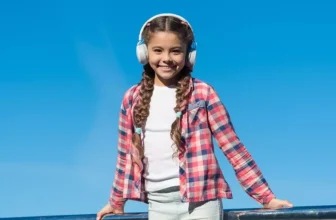 What Are the Best Kids’ Headphones for Safety and Comfort?