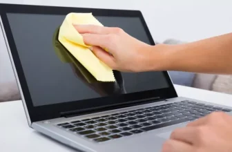 How to Clean and Maintain Your Laptop Screen