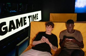 Which Smartphones Are Ideal for Gamers?