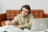 How to Find Comfortable Headphones for Long Listening Sessions?